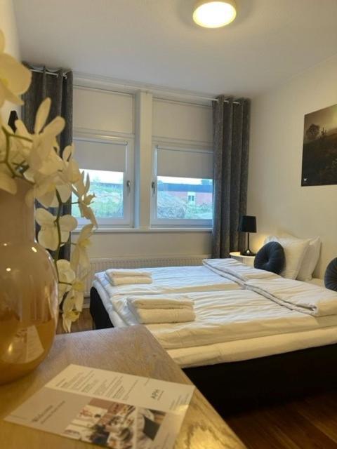 Almnaes Park Hotel Södertälje Buitenkant foto