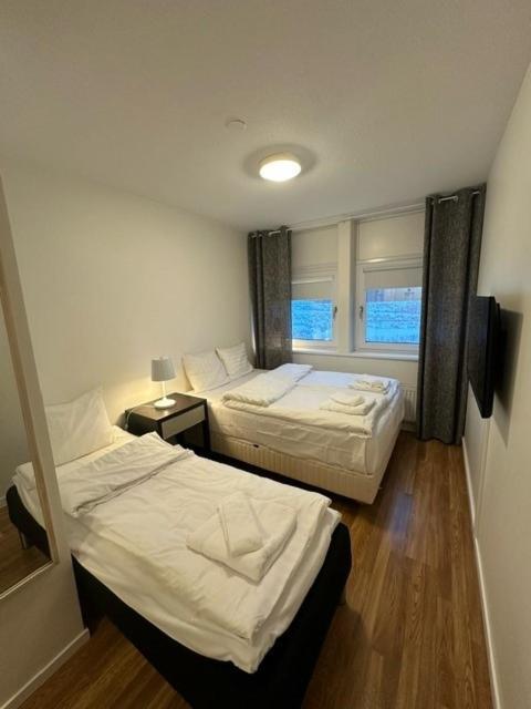 Almnaes Park Hotel Södertälje Buitenkant foto