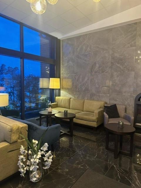 Almnaes Park Hotel Södertälje Buitenkant foto