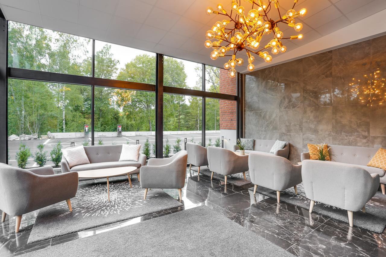 Almnaes Park Hotel Södertälje Buitenkant foto